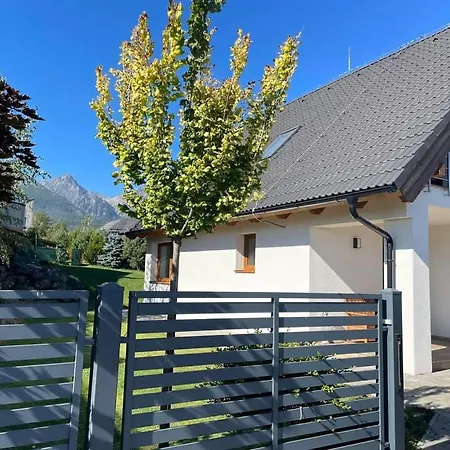 Tatil Evi Lesna House With A Garden 2 Minutes From The Center Of The Tatras Nová Lesná