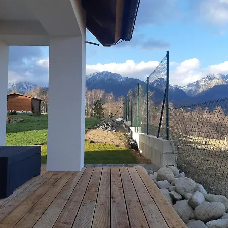 Lesna House With A Garden 2 Minutes From The Center Of The Tatras Tatil Evi